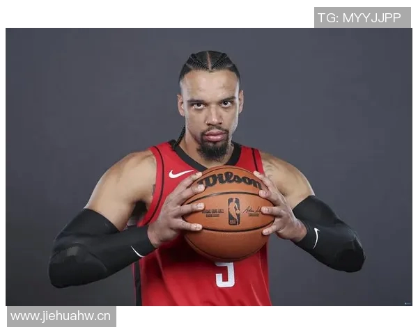 狄龙高效表现助力球队获胜三分球命中率惊人贡献10分 狄龙高效表现助力球队获胜三分球命中率惊人贡献10分