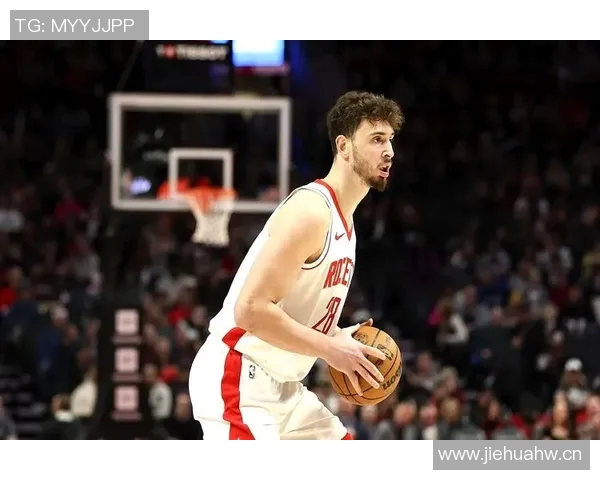 火箭队训练气氛愉快亚当斯谢泼德申京笑容满面展现团队精神 火箭队训练气氛愉快亚当斯谢泼德申京笑容满面展现团队精神