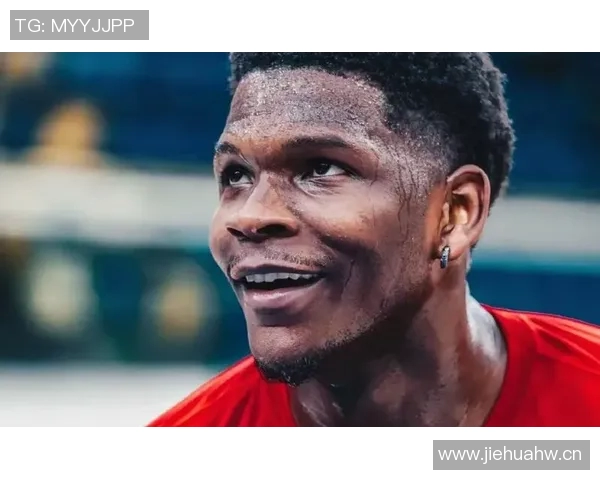 爱德华兹季前赛首球精彩回顾高难度撤步跳投展现夏季训练成果 爱德华兹季前赛首球精彩回顾高难度撤步跳投展现夏季训练成果