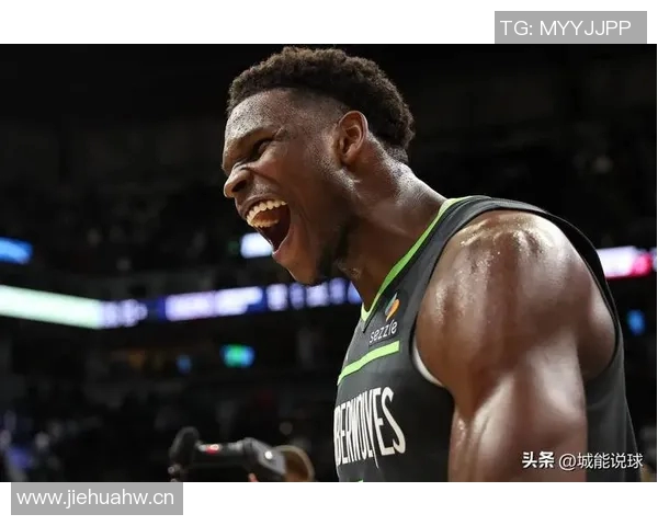 爱德华兹复出首战表现平平13投5中仅得15分正负值惨淡25 爱德华兹复出首战表现平平13投5中仅得15分正负值惨淡25