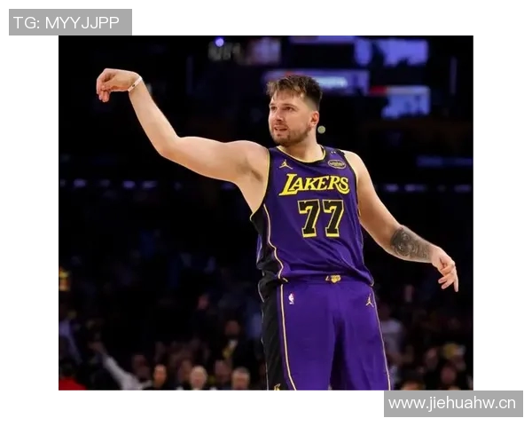 浓眉增重显实力东契奇瘦身展决心达拉斯球队伙食成焦点