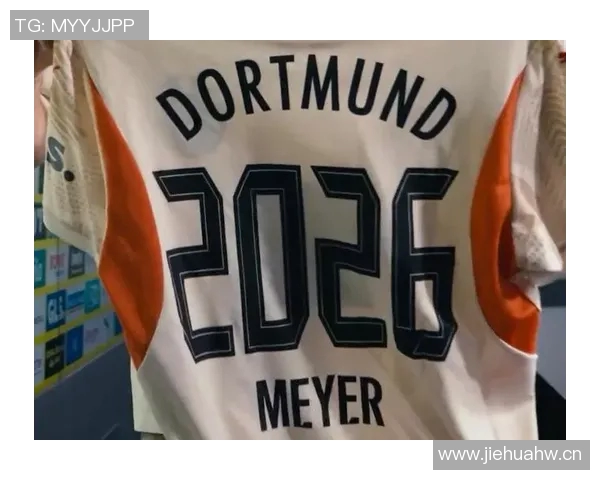 多特蒙德宣布与34岁门将迈尔续约至2027年，继续为球队贡献力量