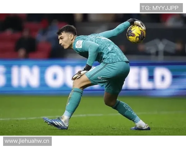 诺维奇降级危机加剧官方宣布解雇主教练利亚姆曼宁 诺维奇降级危机加剧官方宣布解雇主教练利亚姆曼宁